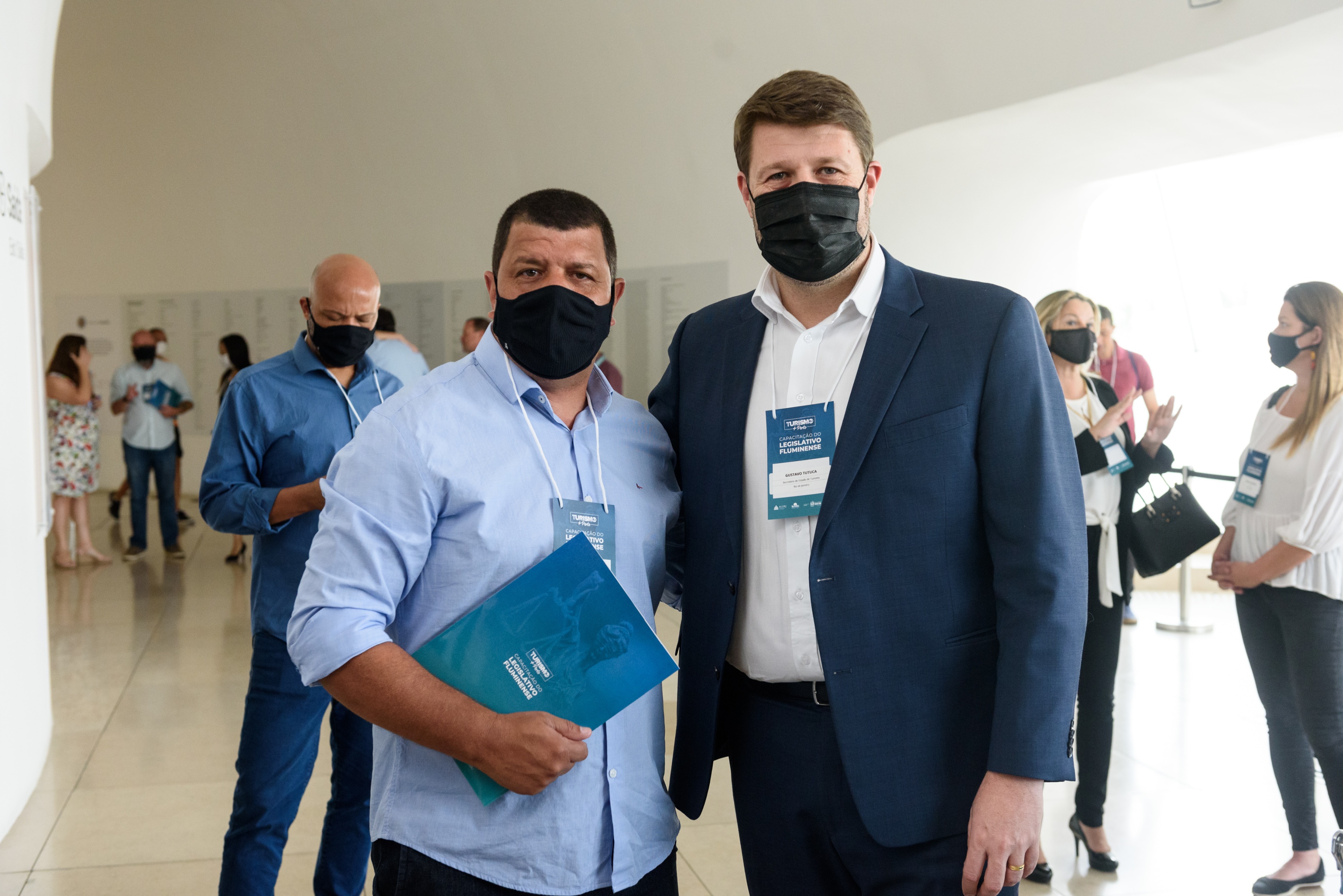 O vereador Alex Joaquim e o deputado Gustavo Tutuca