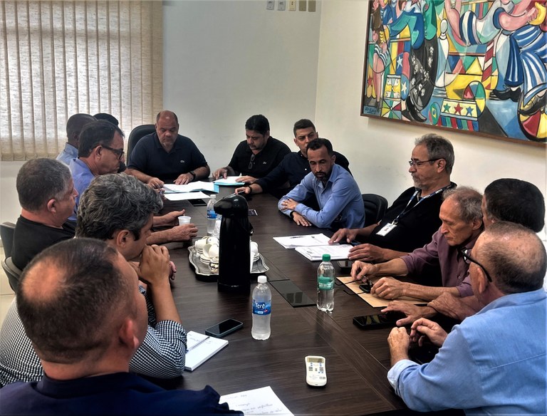 Vereadores e técnicos da Prefeitura debatem Mensagem criando novos critérios de avaliação para cessão de terrenos ocupados por empresas