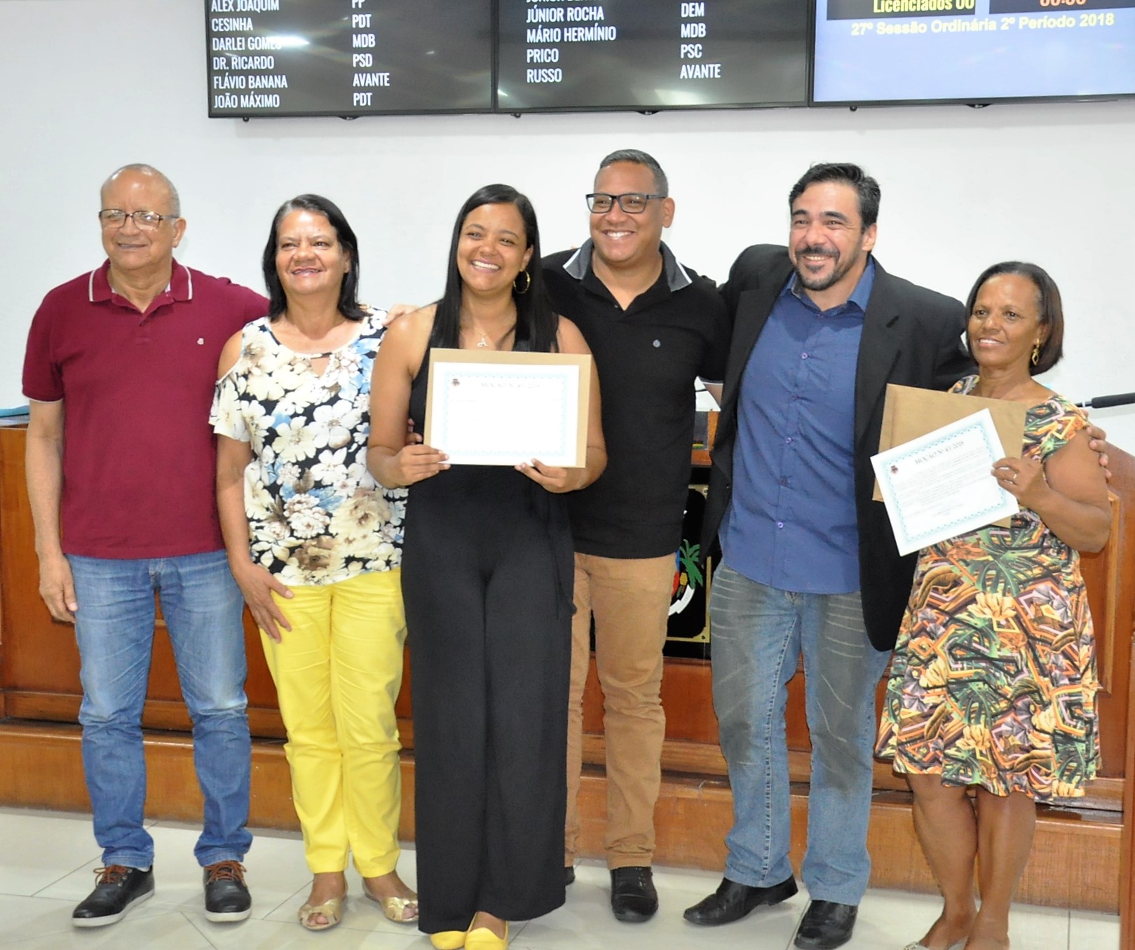 Idealizadoras de Festa da Criança em Santanésia são homenageadas na Câmara