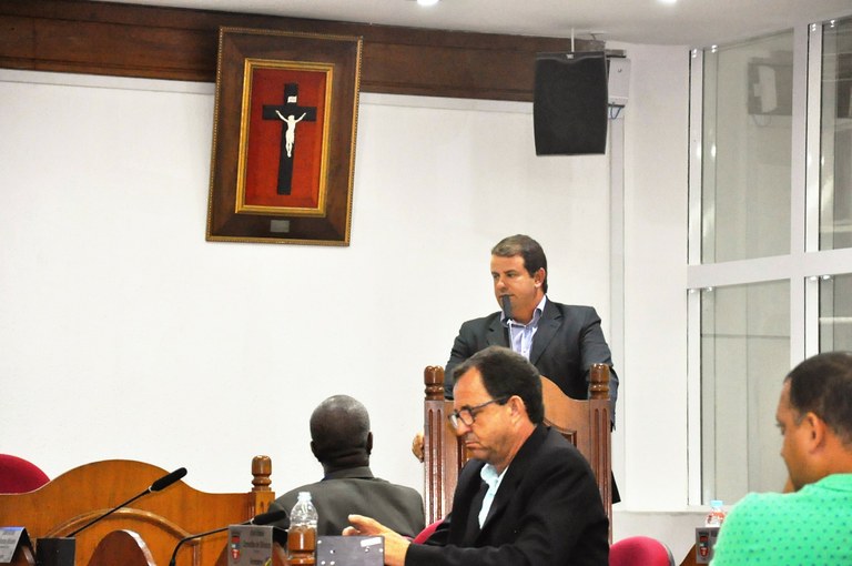 Júnior Rocha sugere estudo para implantar Refis Municipal e facilitar pagamento do IPTU atrasado