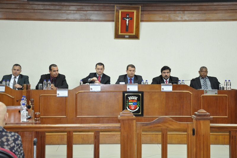 Legislativo de Piraí realiza Sessão Solene comemorativa aos 178 anos de Emancipação Político- Administrativa de Piraí.