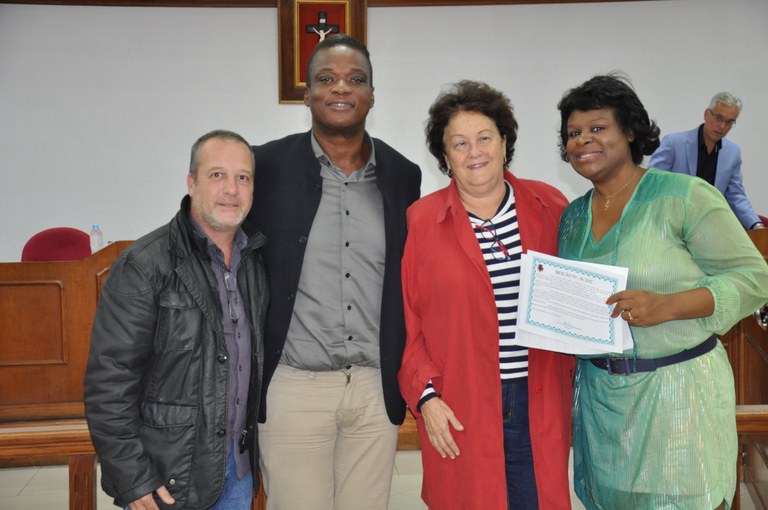 Moção de Aplausos a Secretaria de Educação e Secretaria de Cultura e Turismo.