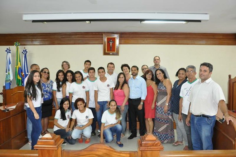 Parlamento Mirim empossa suplente de vereador e o novo Prefeito Mirim 