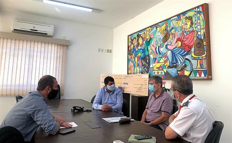 Presidente da Câmara recebe secretário de Transporte e representantes da Viação Cidade do Aço e debate melhorias no serviço oferecido aos usuários