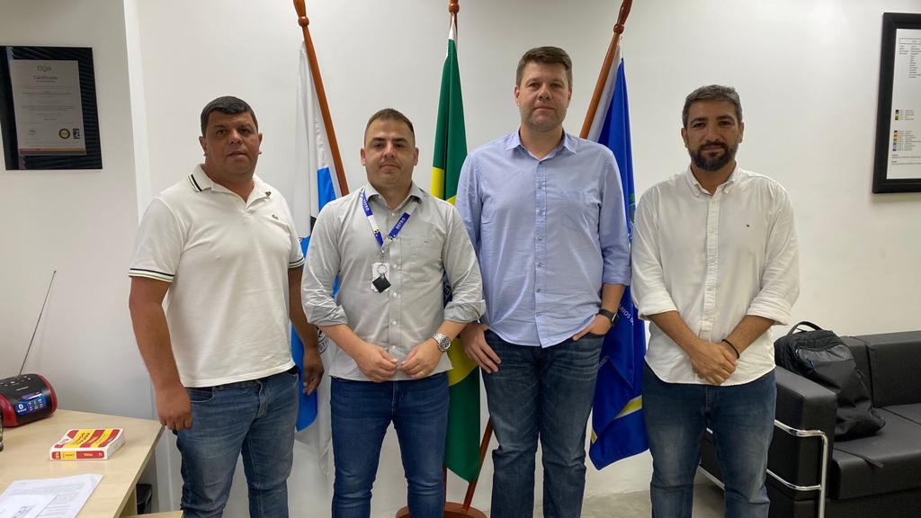 Presidente da Câmara tem audiência com direção do Detro, que confirma estudo de novos horário para a linha Cacaria-Seropédica