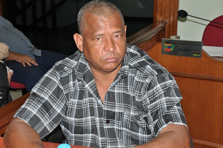 Vereador Darlei solicita a colocação de geradores em todos os PSF do Município