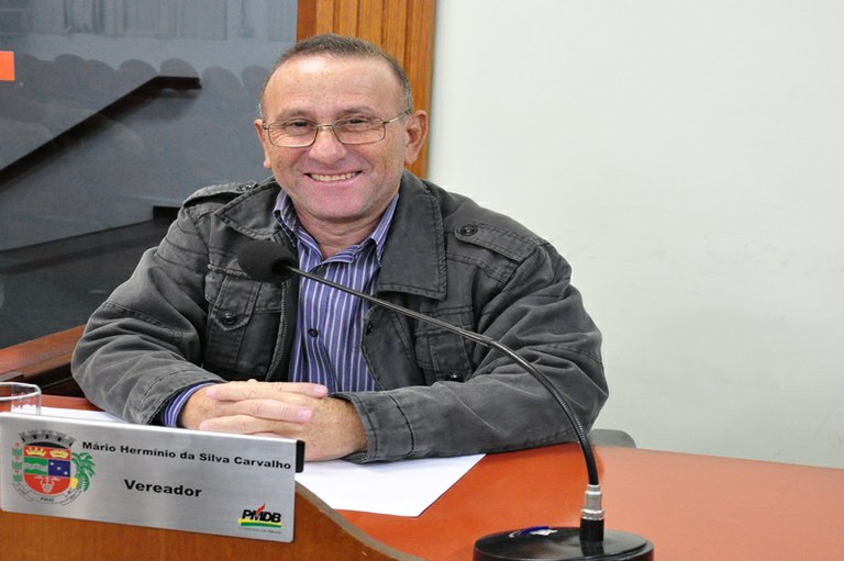 Vereador Mário Hermínio solicita do Executivo informações sobre execução de obras no município