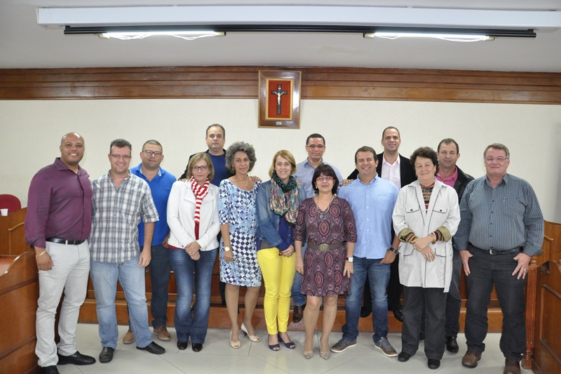 Vereadores aprovam o Plano Municipal de Educação do Município de Piraí