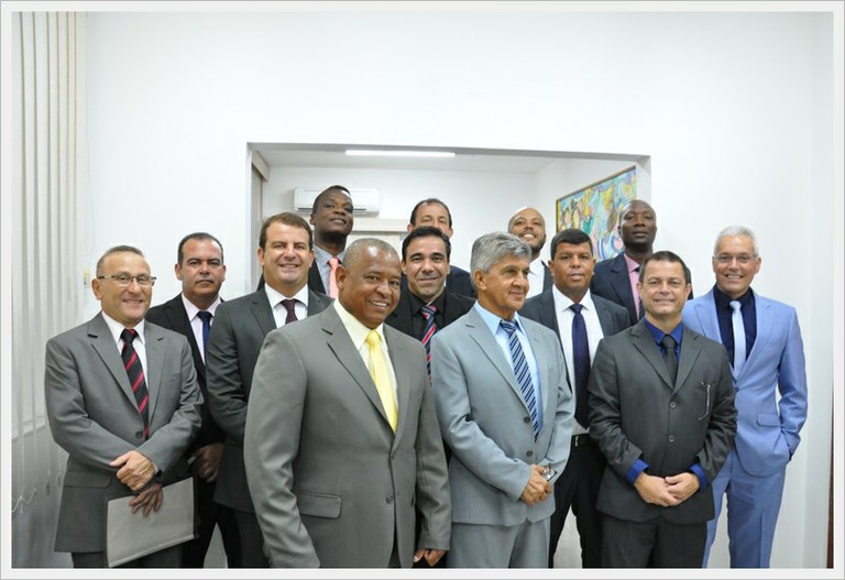 Vereadores, Prefeito e Vice-prefeito do município de Piraí são empossados no Legislativo. 