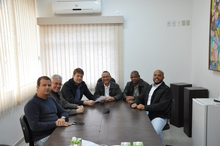 Vereadores recebem Deputado Estadual Gustavo Tutuca