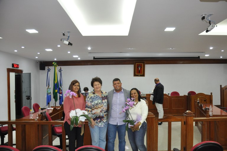 Câmara homenageia Equipe do Colégio Municipal Dr. Aurelino Gonçalves Barbosa 