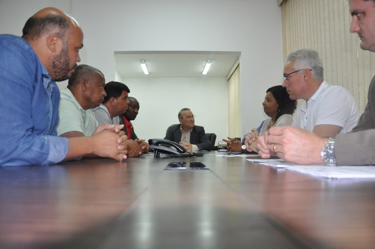  Vereadores têm encontro agendado com prefeito para debater reajuste de servidores
